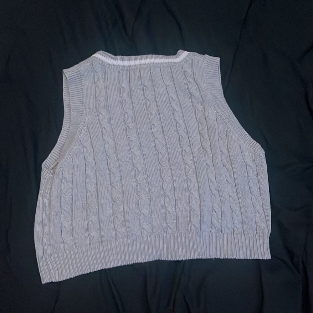 grey sweater vest - Picture 3 of 3